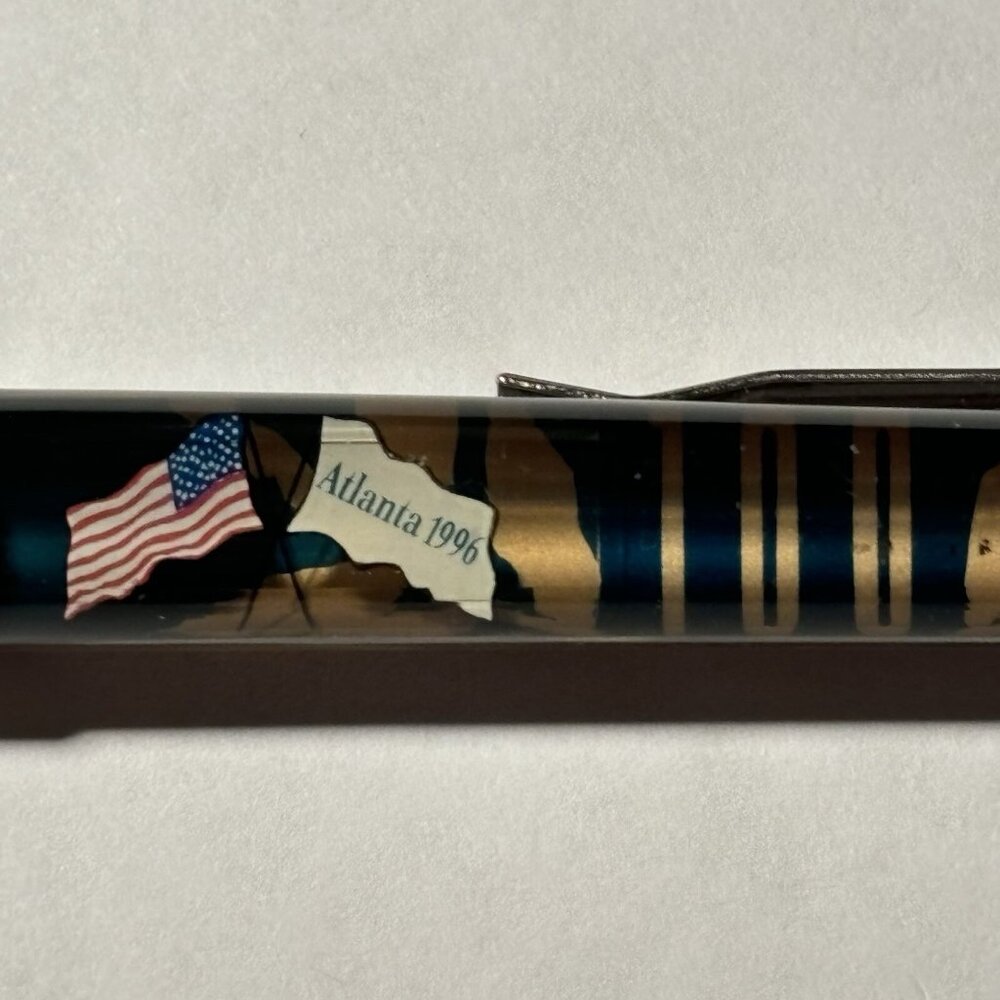 Atlanta 1996 Centennial Olympic Games Floaty Pen American Flag Moves 100 Years